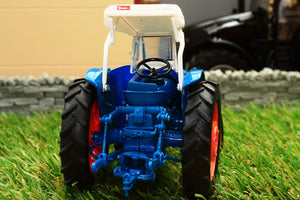 Uh5306 Universal Hobbies Fordson Power Major Tractor With Sirocco Cab Tractors And Machinery (1:32