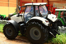 Load image into Gallery viewer, Uh5321 Universal Hobbies Lamborghini Mach 250 Vrt Tractor Tractors And Machinery (1:32 Scale)