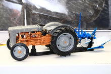 Load image into Gallery viewer, Uh5363 Universal Hobbies Ferguson Fe35 Set (Ltd Edition) ** £5 Off! Now £44.60! Tractors And