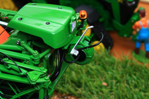 Uh5394 Universal Hobbies Amazone Pantera 4503 Self Propelled Sprayer Tractors And Machinery (1:32