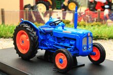 Load image into Gallery viewer, UH6270 Universal Hobbies 1:32 Scale Fordson Dexta 1960 Tractor