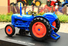Load image into Gallery viewer, UH6270 Universal Hobbies 1:32 Scale Fordson Dexta 1960 Tractor