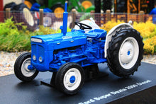 Load image into Gallery viewer, UH6275 Universal Hobbies 1:32 Scale Ford Super Dexta 2000 Diesel