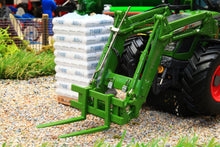 Load image into Gallery viewer, UH6448 Universal Hobbies Fendt 514 Vario Tractor with Front Loader, Agromais Seed Bags &amp; Pallet Ltd Edition