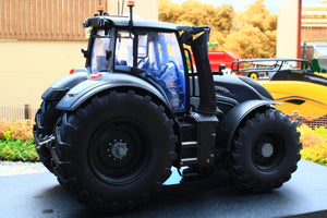 UH6468 Universal Hobbies Valtra Q305 Unlimited Titanium Ltd Edition 4WD Tractor