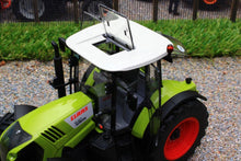 Load image into Gallery viewer, W7324 Wiking Claas Arion 640 Tractor