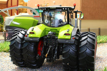Load image into Gallery viewer, W7328 Wiking Claas Axion 950 Tractor with dual wheels