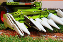 Load image into Gallery viewer, W7340 Wiking Class Lexion 760 Combine With Maize Header Tractors And Machinery (1:32 Scale)