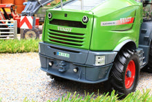 Load image into Gallery viewer, W7813 WIKING FENDT KATANA 85 FORAGE HARVESTER WITH TWO HEADERS