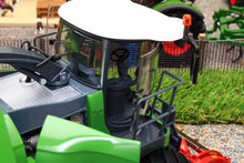 Load image into Gallery viewer, W7813 WIKING FENDT KATANA 85 FORAGE HARVESTER WITH TWO HEADERS