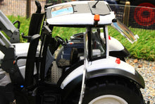 Load image into Gallery viewer, W7815 WIKING VALTRA T174 TRACTOR WITH FRONT LOADER AND BUCKET