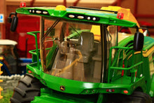 Load image into Gallery viewer, W7832 Wiking John Deere 8500I Self Propelled Forage Harvester With Two Headers Tractors And