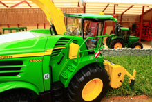 Load image into Gallery viewer, W7832 Wiking John Deere 8500I Self Propelled Forage Harvester With Two Headers Tractors And