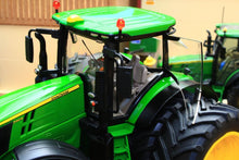 Load image into Gallery viewer, W7846 WIKING JOHN DEERE 7310R TRACTOR WITH REAR DUALS