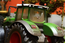 Load image into Gallery viewer, WEATHERED 3287 SIKU FENDT 1050 VARIO TRACTOR