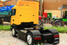 Load image into Gallery viewer, WEL32625Y WELLY SCANIA R470 4X2 LORRY IN YELLOW