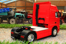 Load image into Gallery viewer, WEL32630R WELLY VOLVO FH12 4X2 LORRY IN RED