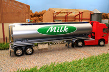 Load image into Gallery viewer, WEL32632RMT Welly 1:32 Scale Volvo FH12 Lorry Milk Tanker in Red and Silver