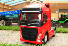 Load image into Gallery viewer, WEL32690SR WELLY VOLVO FH 4X2 LORRY IN RED