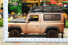 Load image into Gallery viewer, WWEL22498SP Weathered Welly 1:24 Scale Land Rover Defender 90 in White with roof rack and snorkel