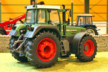 Load image into Gallery viewer, WE1025 Weise Toys Fendt Favorit 926 Vario 4WD Tractor