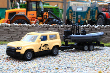 Load image into Gallery viewer, 1126 Siku Small Scale Land Rover Defender Safari with Boat