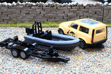 Load image into Gallery viewer, 1126 Siku Small Scale Land Rover Defender Safari with Boat