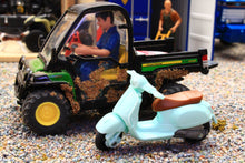 Load image into Gallery viewer, 1296 Siku 1:32 Scale Vespa 125 Gts Scooter