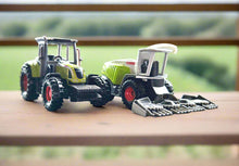 Load image into Gallery viewer, 1418 SIKU 1:87 SCALE CLAAS SELF PROPELLED FORAGE HARVESTER WITH MAIZE HEADER
