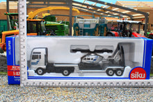 Load image into Gallery viewer, 1759 SIKU Small Scale MAN Lorry with Police Helicopter