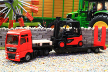 Load image into Gallery viewer, 1763 Siku Small Scale MAN low loader lorry with Linde forklift truck