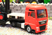 Load image into Gallery viewer, 1763 Siku Small Scale MAN low loader lorry with Linde forklift truck