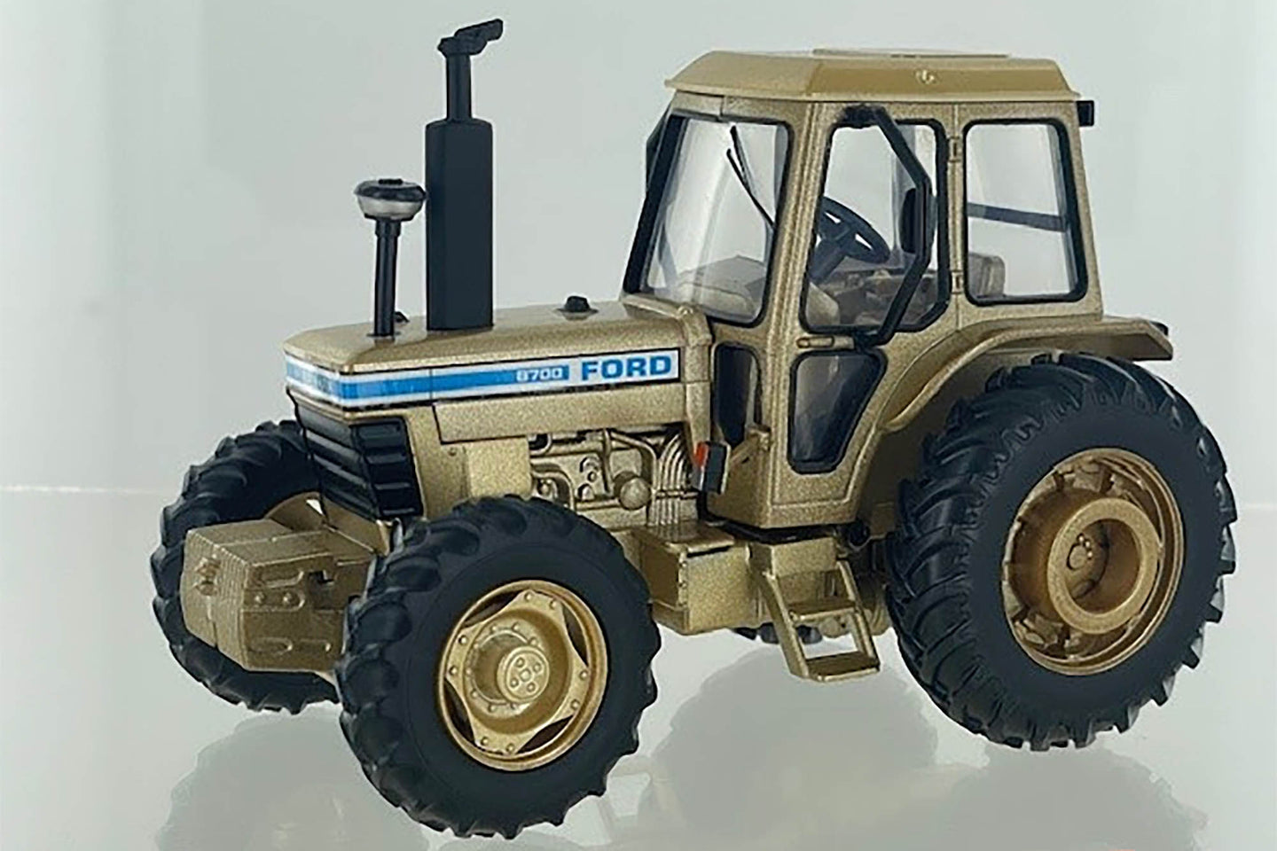 Britains Ford 8700 4WD Special Edition in Gold ** COMING SOON! **