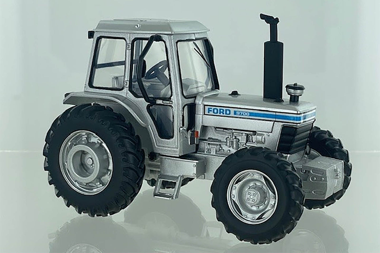 Britains Ford 9700 4WD Special Edition in Silver ** COMING SOON! **