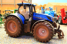 Load image into Gallery viewer, 3291(W) Weathered Siku 1:32 Scale New Holland T7.315 4WD Tractor