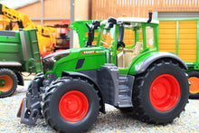 Load image into Gallery viewer, 3298 Siku 1:32 Scale Fendt 728 Vario Tractor with Detachable Cargo 6 100 Front Loader