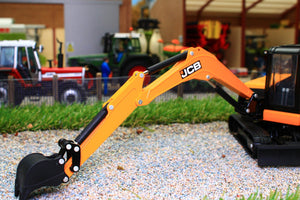 43013 BRITAINS JCB MIDI DIGGER 86C-1 ON TRACKS