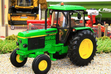 Load image into Gallery viewer, 43326 Britains Limted Edition John Deere 3350 2WD Tractor