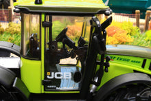 Load image into Gallery viewer, 43350 Britains 1:32 Scale JCB Fasttrac 4220 Supercooler 4WD Tractor Special PROFI Limted Edition in Green