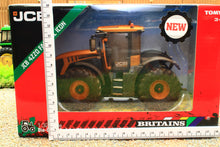 Load image into Gallery viewer, 43355 Weathered Britains 132 Scale  JCB Fastrac 4220 Icon