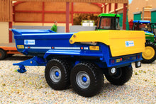 Load image into Gallery viewer, 43368 Britains Kane Twin-Axle Dump Trailer