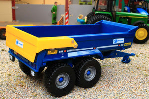 43368 Britains Kane Twin-Axle Dump Trailer