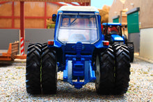 Load image into Gallery viewer, 43371 Britains Ford 7600 2WD with Dual Rear Wheels