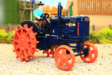 Load image into Gallery viewer, 43378 Britains Fordson Major with Steel Wheels - Limited Editon