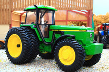 Load image into Gallery viewer, 43383 Britains John Deere 4960 4WD Tractor