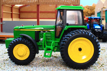 Load image into Gallery viewer, 43383 Britains John Deere 4960 4WD Tractor