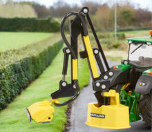 Load image into Gallery viewer, 43384 Britains Hedge Trimmer ** COMING SOON! **