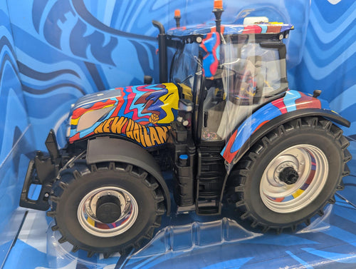 43392 Britains New Holland T7.300 60th Anniversry Limited Edition Tractor