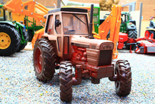 Load image into Gallery viewer, 43393(W) Weathered Britains David Brown 1410 4WD Tractor)