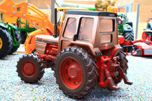 Load image into Gallery viewer, 43393(W) Weathered Britains David Brown 1410 4WD Tractor)